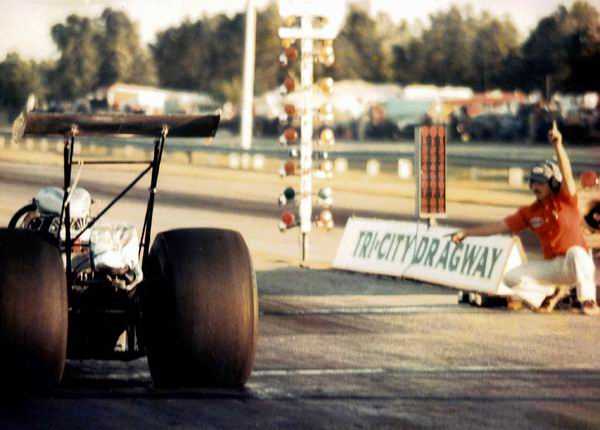 Tri-City Dragway - Summer 1976 Fueler By-Run  From Fred Militello (newer photo)